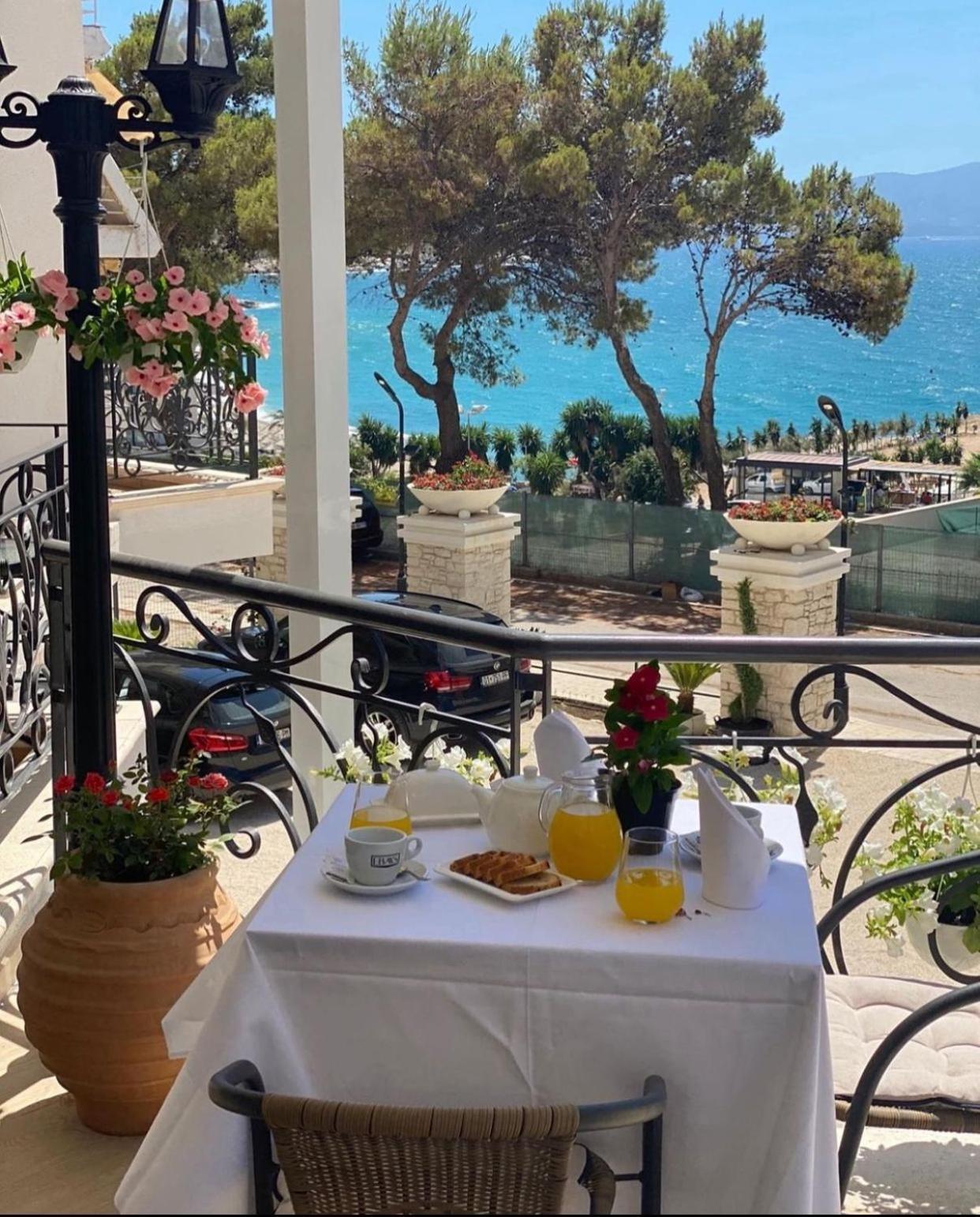 Ami Mar Hotel Sarandë Eksteriør bilde