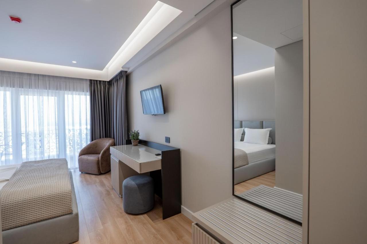 Ami Mar Hotel Sarandë Eksteriør bilde